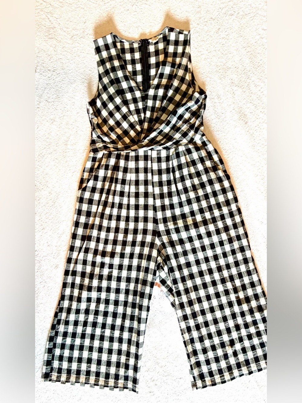 Women’s Black & White Gingham Wide-Leg Romper, size L